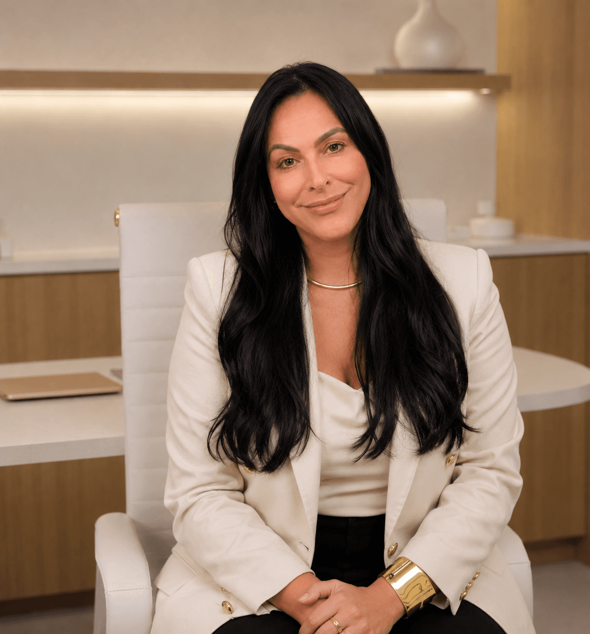 Dra. Erika Serafim — Biomédica Esteta